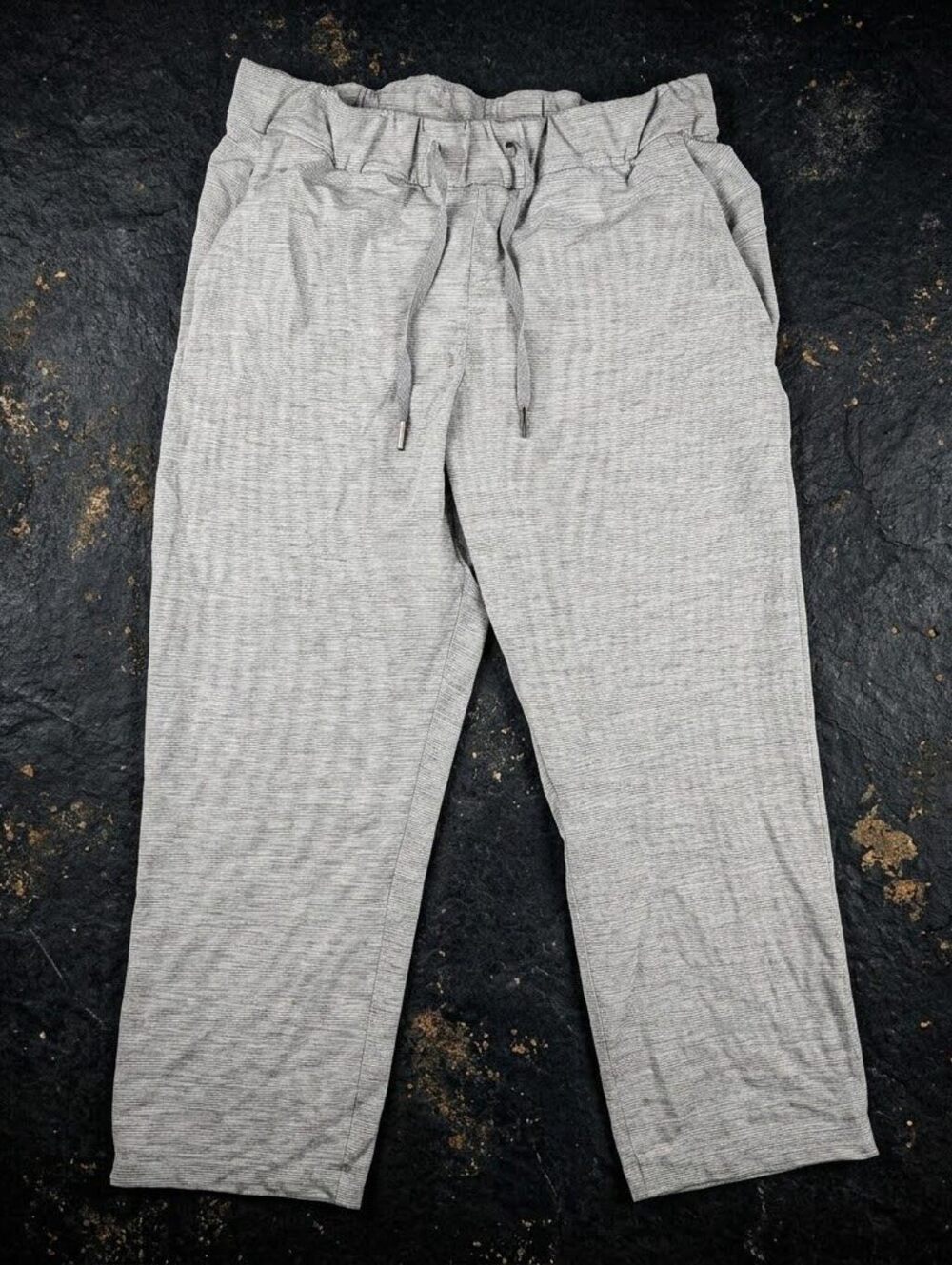 Lululemon Womens 8 Light Grey Striped Sweatpants Lounge Yoga Athleisure